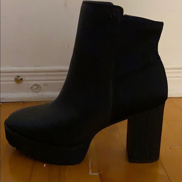 Artica Winter Boots - Picture 3 of 4